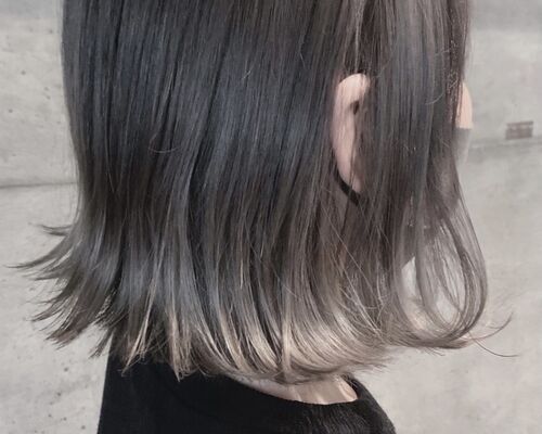 20代:30代:40代 グレージュカラー 顔切りっぱなしボブ
