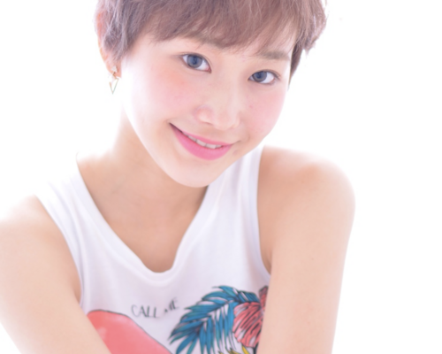 大人可愛い 20代30代小顔 ショートボブ丸み前下がり5