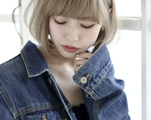 大人可愛い20代30代40代前下がりひし形小顔ボブ丸みショート