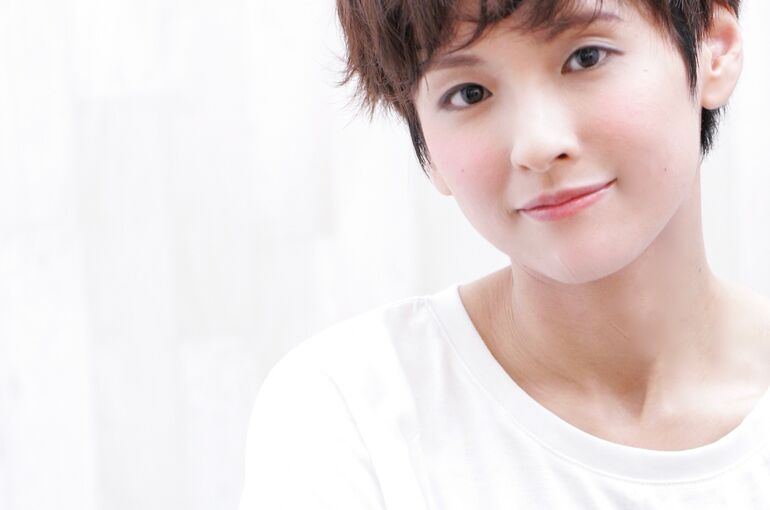 大人可愛い 20代30代小顔 ショートボブ丸み前下がりr