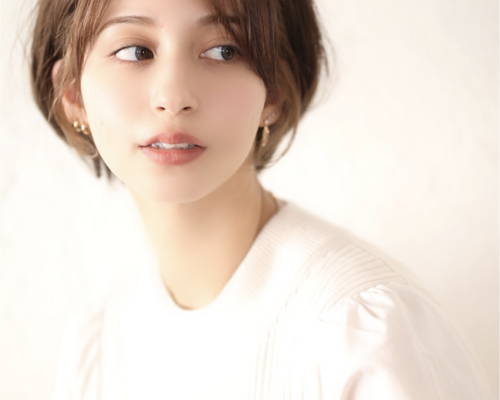 大人可愛い20代30代40代黒髪前下がりショートボブ丸みショートg