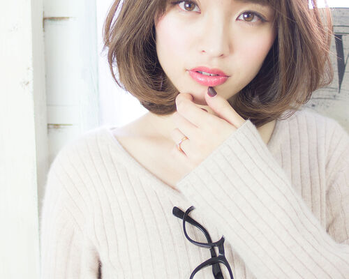 大人可愛い20代30代40代小顔ワンサイドショートボブ丸み前下がりf